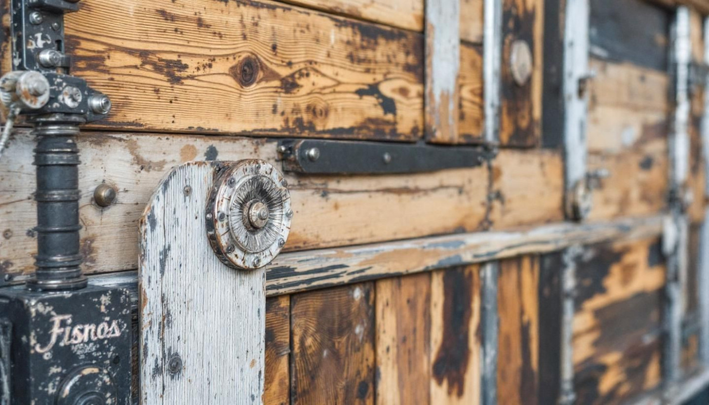 Comment intégrer des éléments vintage dans une déco industrielle ?